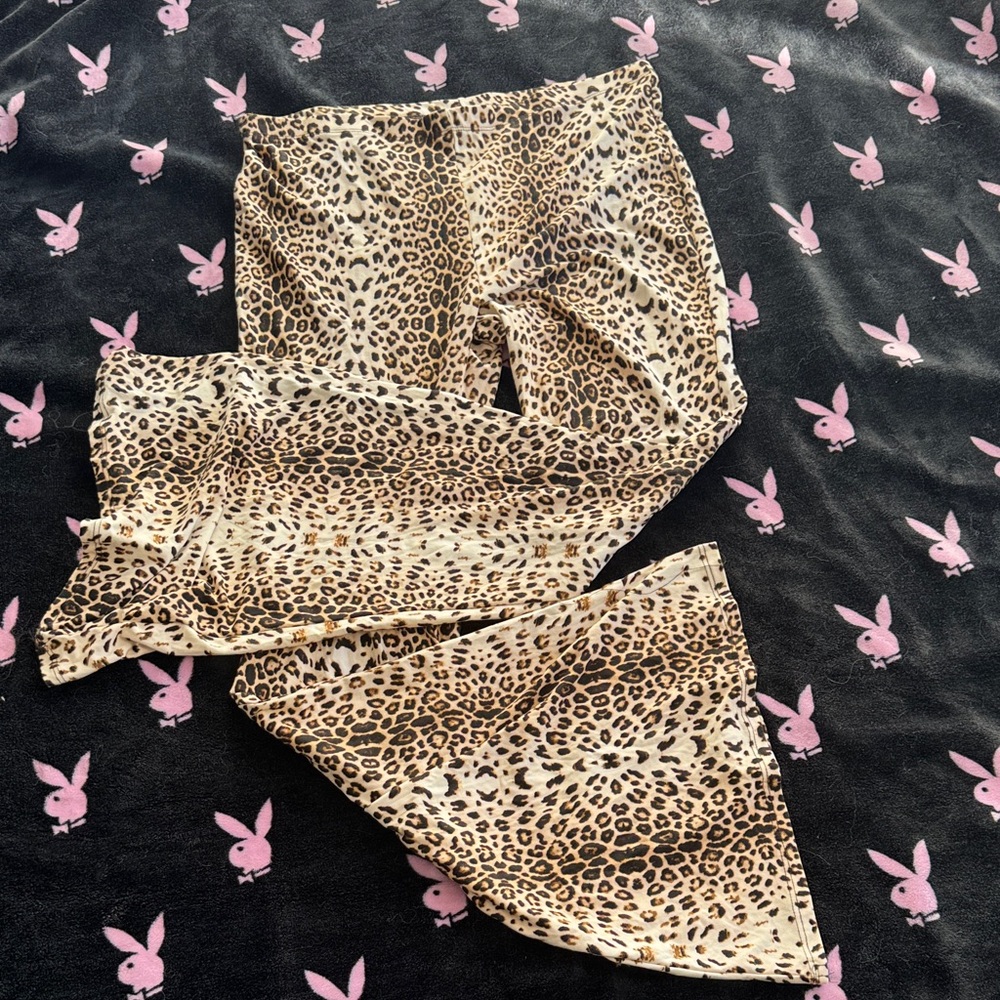Leopard Print Flare Leggings